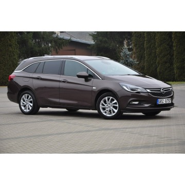 Opel Astra  Kombi 2018,  1.4 benzyna - Na sprzedaż za 42 900 zł - Ostrów Mazowiecka - zdjęcie 10