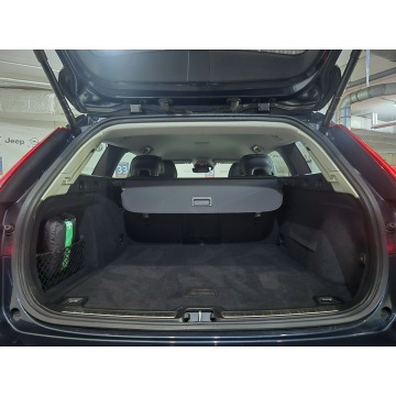 Volvo V60  Kombi 2019,  2.0 diesel, automat - Na sprzedaż za 79 800 zł - Warszawa - zdjęcie 8