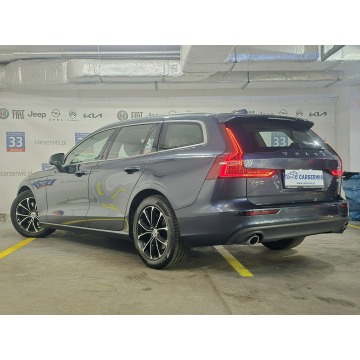 Volvo V60  Kombi 2019,  2.0 diesel, automat - Na sprzedaż za 79 800 zł - Warszawa - zdjęcie 10
