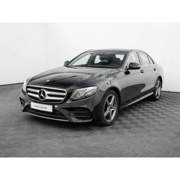 Mercedes - Benz E-klasa  Sedan/Limuzyna 2020,  2.0 diesel, automat - Na sprzedaż za 130 700 zł - Gdańsk - zdjęcie 2