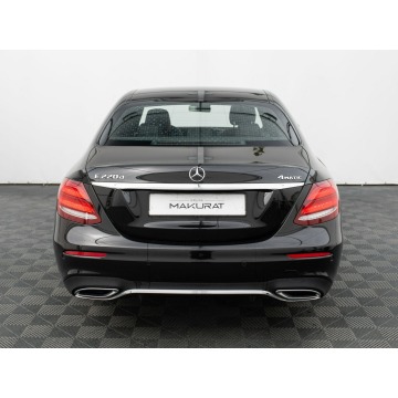Mercedes - Benz E-klasa  Sedan/Limuzyna 2020,  2.0 diesel, automat - Na sprzedaż za 130 700 zł - Gdańsk - zdjęcie 8