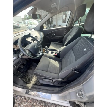 Renault Megane  Kombi 2014,  1.5 diesel - Na sprzedaż za 24 500 zł - Słupsk - zdjęcie 12