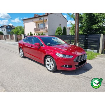 Ford Mondeo - 2.0TDCI Titanium / Ruby red / Kamera / 2xPDC / Super Stan / Serwis ASO