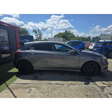 Mercedes - Benz A-klasa  Hatchback 2013,  1.8 diesel, automat - Na sprzedaż za 37 500 zł - Kraków - zdjęcie 4