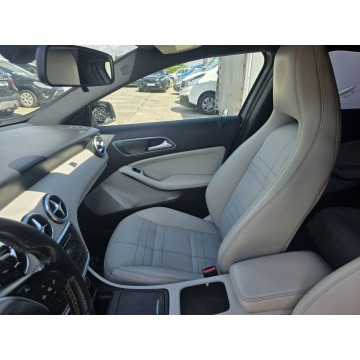 Mercedes - Benz A-klasa  Hatchback 2013,  1.8 diesel, automat - Na sprzedaż za 37 500 zł - Kraków - zdjęcie 11
