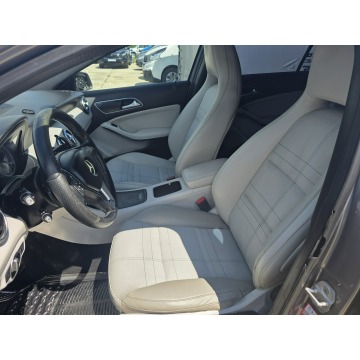 Mercedes - Benz A-klasa  Hatchback 2013,  1.8 diesel, automat - Na sprzedaż za 37 500 zł - Kraków - zdjęcie 10