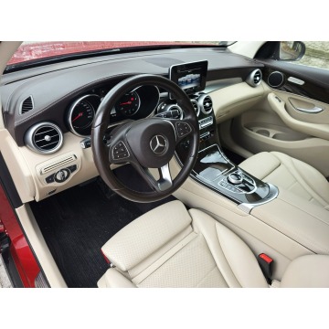 Mercedes - Benz GLC-klasa  SUV 2017,  2.1 diesel, automat - Na sprzedaż za 109 900 zł - Koszalin - zdjęcie 12