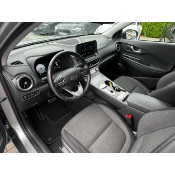 Hyundai Kona  SUV 2023 elektryczny, automat - Na sprzedaż za 67 900 zł - Baranowo - zdjęcie 8