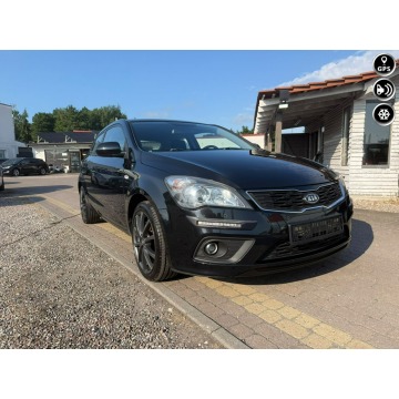 Kia Ceed  Hatchback 2012,  1.4 benzyna - Na sprzedaż za 21 900 zł - Słupsk - zdjęcie 1