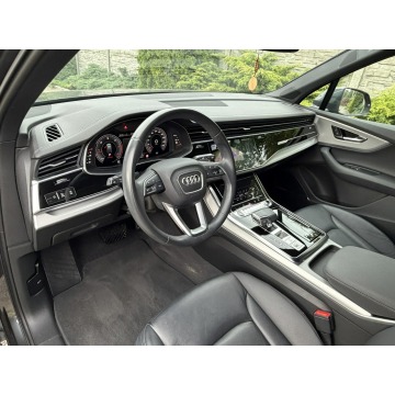 Audi Q7  SUV 2023,  3.0 diesel, automat - Na sprzedaż za 245 877 zł - Piasek - zdjęcie 12