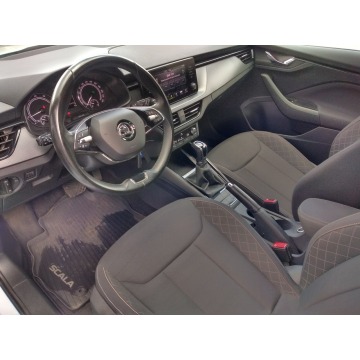 Skoda Scala  Hatchback 2022,  1.5 benzyna, automat - Na sprzedaż za 55 900 zł - Tychy - zdjęcie 7