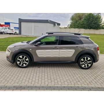 Citroen C4 Cactus  Hatchback 2015,  1.6 diesel - Na sprzedaż za 29 500 zł - Strobice - zdjęcie 3