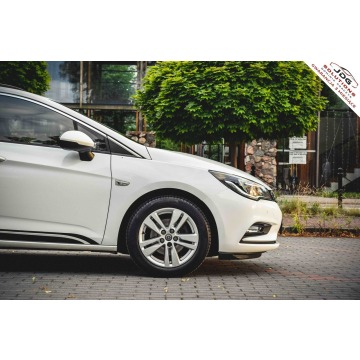 Opel Astra  Kombi 2018,  1.6 diesel - Na sprzedaż za 27 700 zł - Sochaczew - zdjęcie 11
