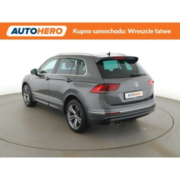 Volkswagen Tiguan  SUV 2016,  2.0 diesel, automat - Na sprzedaż za 76 200 zł - Warszawa - zdjęcie 4