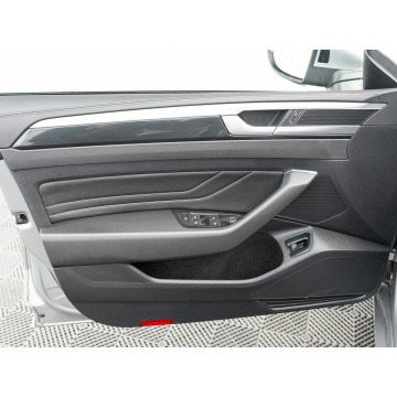 Volkswagen Arteon  Kombi 2022,  2.0 benzyna, automat - Na sprzedaż za 123 700 zł - Gdynia - zdjęcie 9