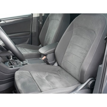 Volkswagen Tiguan  SUV 2021,  2.0 benzyna, automat - Na sprzedaż za 105 700 zł - Gdynia - zdjęcie 11