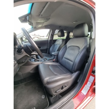 Hyundai i30  Kombi 2019,  1.4 benzyna, automat - Na sprzedaż za 46 800 zł - Wojkowice Kościelne - zdjęcie 9