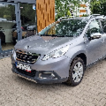 Peugeot 2008  Hatchback 2015,  1.2 benzyna - Na sprzedaż za 22 200 zł - Poznań - zdjęcie 2