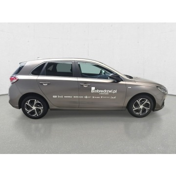Hyundai i30  Hatchback 2022,  1.5 benzyna - Na sprzedaż za 44 280 zł - Komorniki - zdjęcie 8