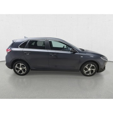 Hyundai i30  Hatchback 2023,  1.5 benzyna - Na sprzedaż za 44 895 zł - Komorniki - zdjęcie 8