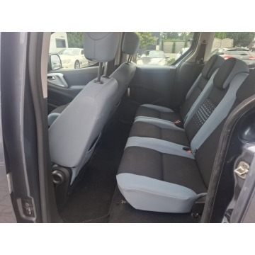 Citroen Berlingo 2013,  1.6 - Na sprzedaż za 23 800 zł - Malutkie - zdjęcie 8