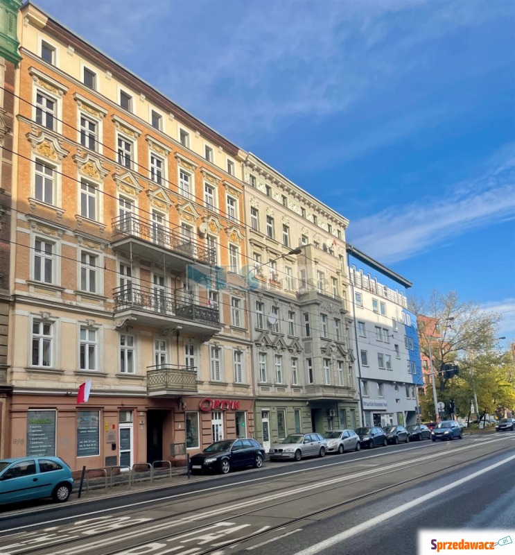 Mieszkanie trzypokojowe Wrocław - Śródmieście,   61 m2, trzecie piętro - Sprzedam