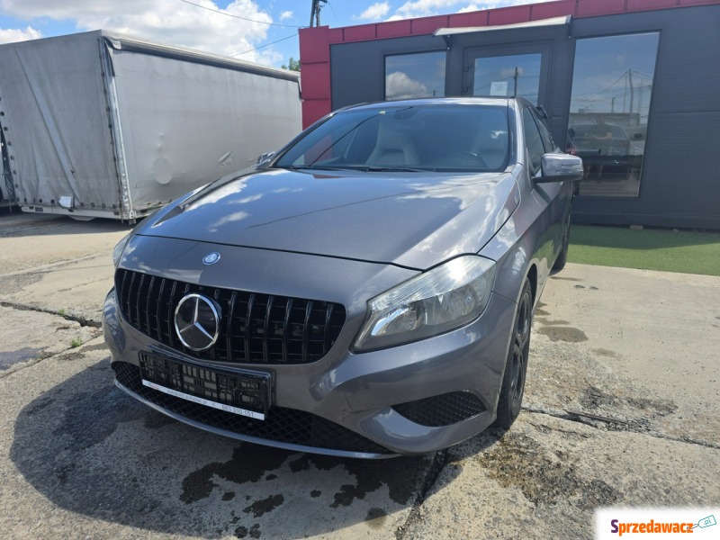 Mercedes - Benz A-klasa  Hatchback 2013,  1.8 diesel, automat - Na sprzedaż za 37 500 zł - Kraków
