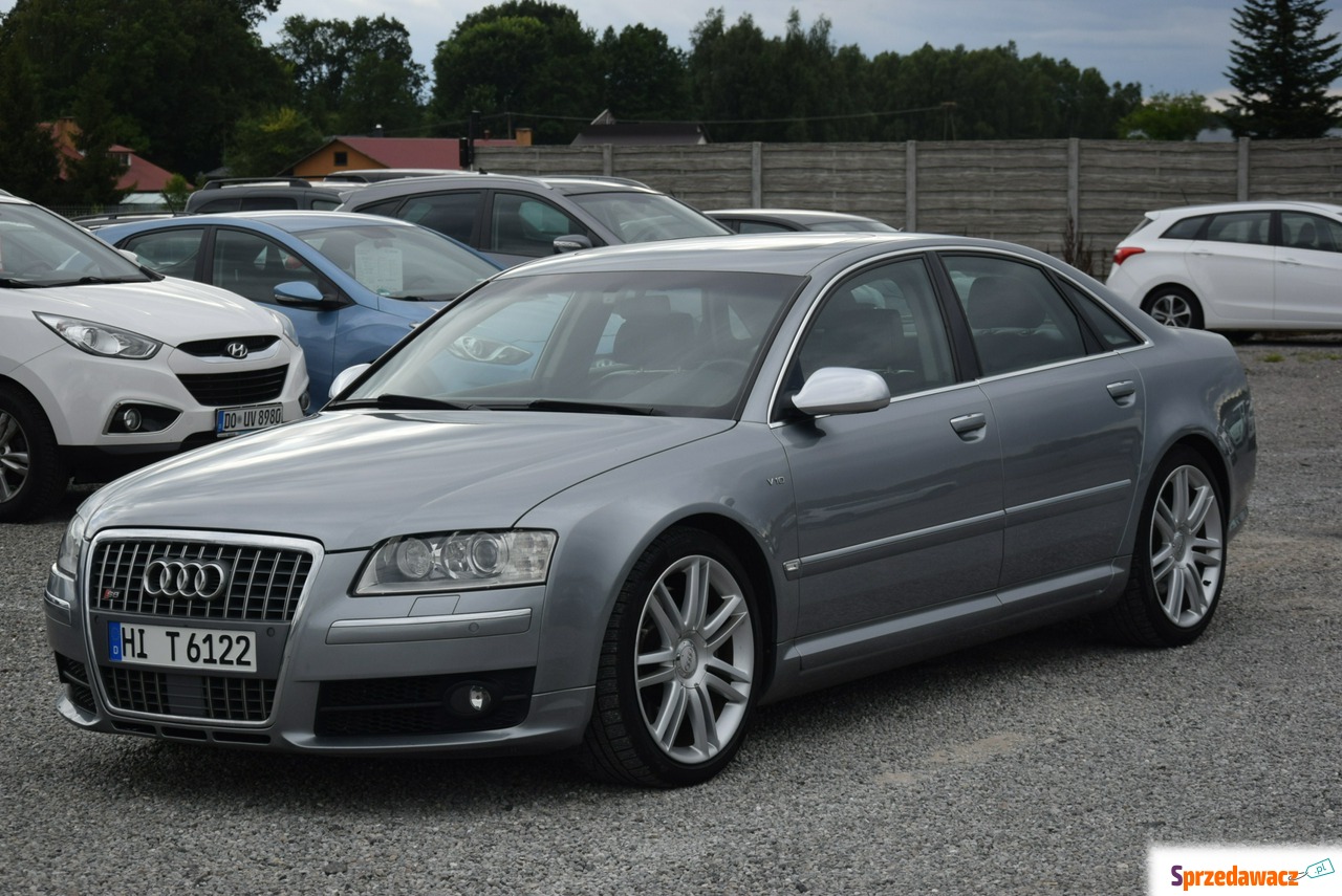 Audi S8 2006