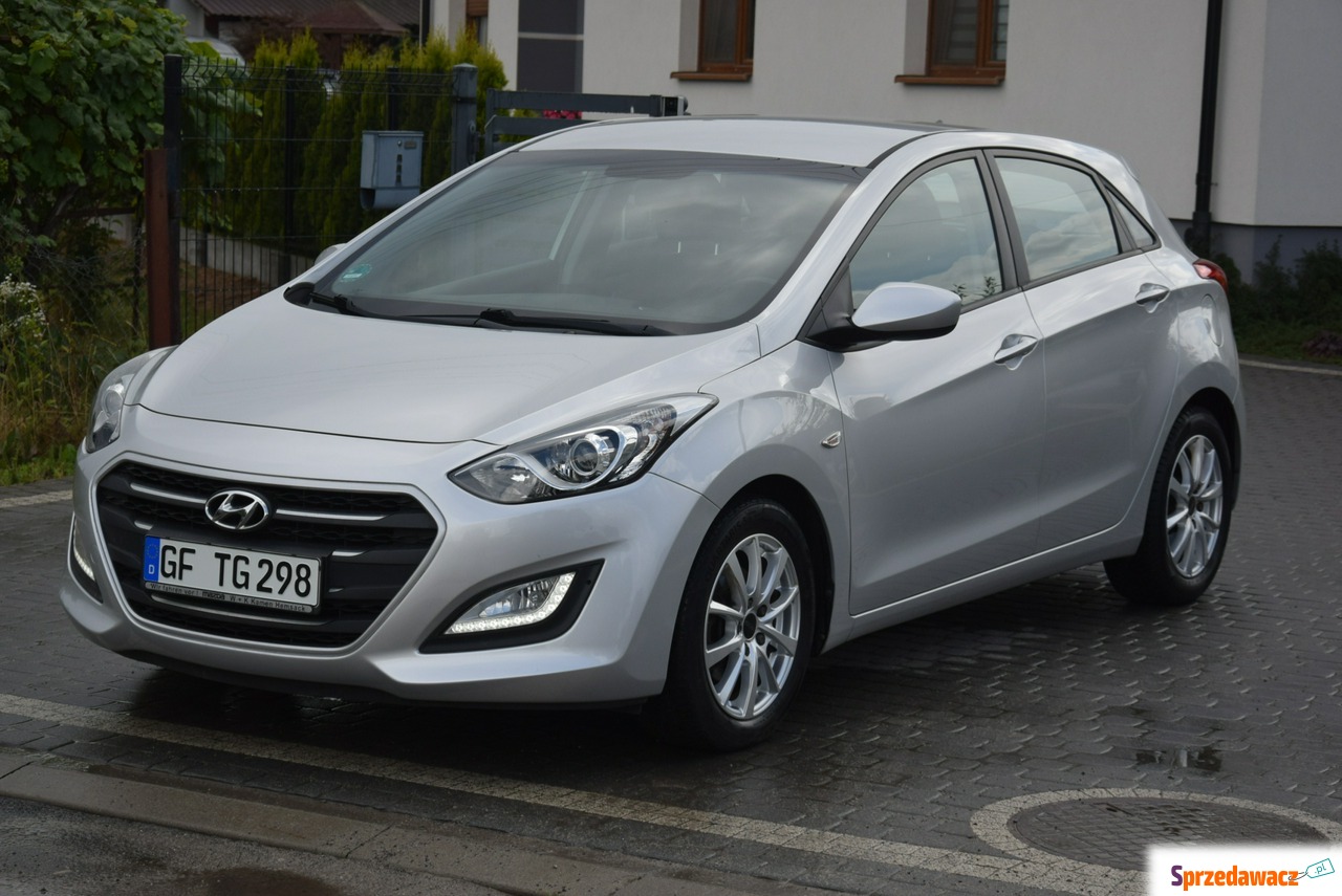 Hyundai i30 2016