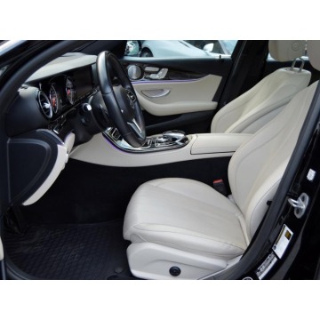 Mercedes - Benz E-klasa  Kombi 2019,  3.0 benzyna, automat - Na sprzedaż za 119 900 zł - Warszawa - zdjęcie 5