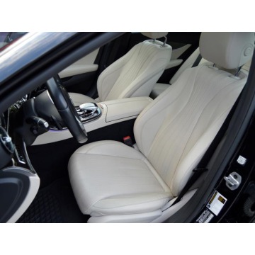 Mercedes - Benz E-klasa  Kombi 2019,  3.0 benzyna, automat - Na sprzedaż za 119 900 zł - Warszawa - zdjęcie 7