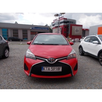 Toyota Yaris  Hatchback 2016 benzyna - Na sprzedaż za 31 500 zł - Dębica - zdjęcie 2