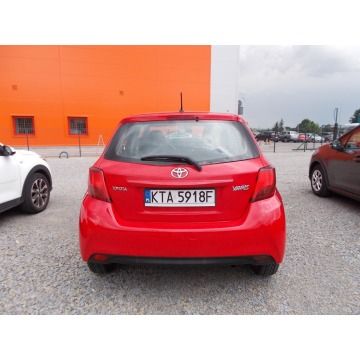 Toyota Yaris  Hatchback 2016 benzyna - Na sprzedaż za 31 500 zł - Dębica - zdjęcie 5
