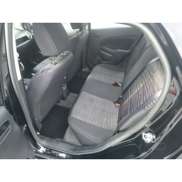 Mazda 2  Hatchback 2007,  1.3 benzyna - Na sprzedaż za 9 900,00 zł - Piekoszów - zdjęcie 8