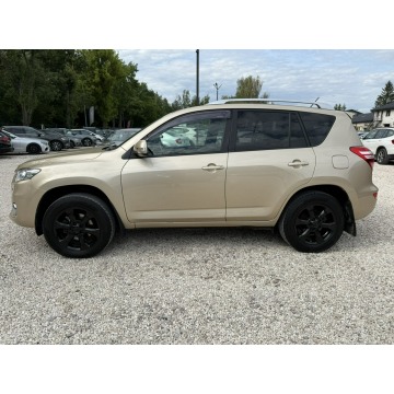 Toyota   SUV 2010,  2.0 benzyna+LPG, automat - Na sprzedaż za 38 800 zł - Pęcice - zdjęcie 10