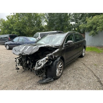 Škoda Superb - 2.0 TDI 140KM/4x4/Manual/Salon Polska
