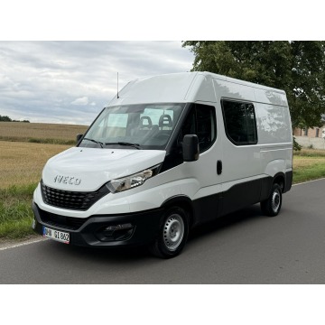Iveco Daily 35S14 DOKA 2.3Diesel LIFT Nowy Model 6-OSOBOWY