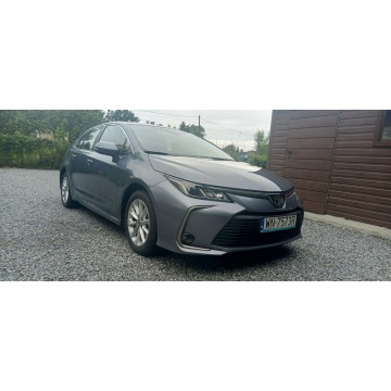 Toyota Corolla  Sedan/Limuzyna 2022,  1.5 benzyna - Na sprzedaż za 62 800 zł - Dąbrowa Górnicza - zdjęcie 2
