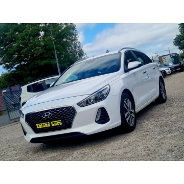 Hyundai i30 - LED Serwis Navi Kamera Parktronic Climatronic Bluetooth Gwarancja!