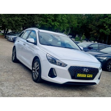 Hyundai i30  Kombi 2017,  1.4 benzyna - Na sprzedaż za 39 900 zł - Szczecin - zdjęcie 3