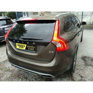 Volvo V60  Kombi 2015,  2.0 diesel - Na sprzedaż za 54 000 zł - Lublin - zdjęcie 5