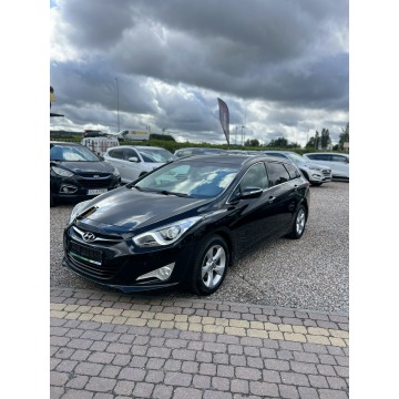 Hyundai i40  Kombi 2012,  1.7 diesel - Na sprzedaż za 29 900 zł - Słupsk - zdjęcie 2