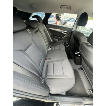 Hyundai i40  Kombi 2012,  1.7 diesel - Na sprzedaż za 29 900 zł - Słupsk - zdjęcie 9