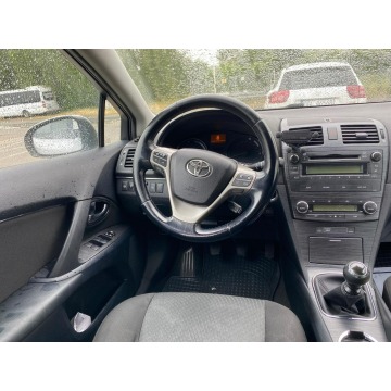 Toyota Avensis  Kombi 2010,  2.0 diesel - Na sprzedaż za 21 900 zł - Głogów - zdjęcie 3