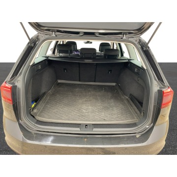Volkswagen Passat  Kombi 2023,  2.0 diesel, automat - Na sprzedaż za 99 900 zł - Warszawa - zdjęcie 11