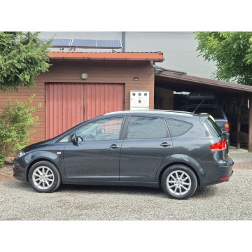 Seat Altea XL  Minivan/Van 2009,  1.6 benzyna - Na sprzedaż za 21 900 zł - Radom - zdjęcie 4