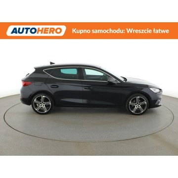 Seat Leon  Hatchback 2020,  2.0 diesel, automat - Na sprzedaż za 74 400 zł - Warszawa - zdjęcie 9