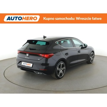 Seat Leon  Hatchback 2020,  2.0 diesel, automat - Na sprzedaż za 74 400 zł - Warszawa - zdjęcie 7
