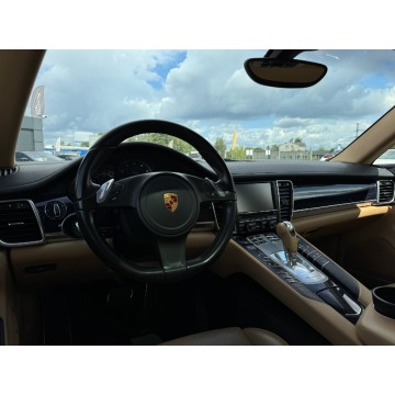 Porsche Panamera  Sedan/Limuzyna 2016,  3.6 benzyna, automat - Na sprzedaż za 104 900 zł - Michałowice-Wieś - zdjęcie 10