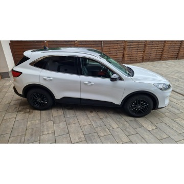 Ford Kuga  SUV 2020,  1.5 benzyna - Na sprzedaż za 64 900 zł - Ostrołęka - zdjęcie 4